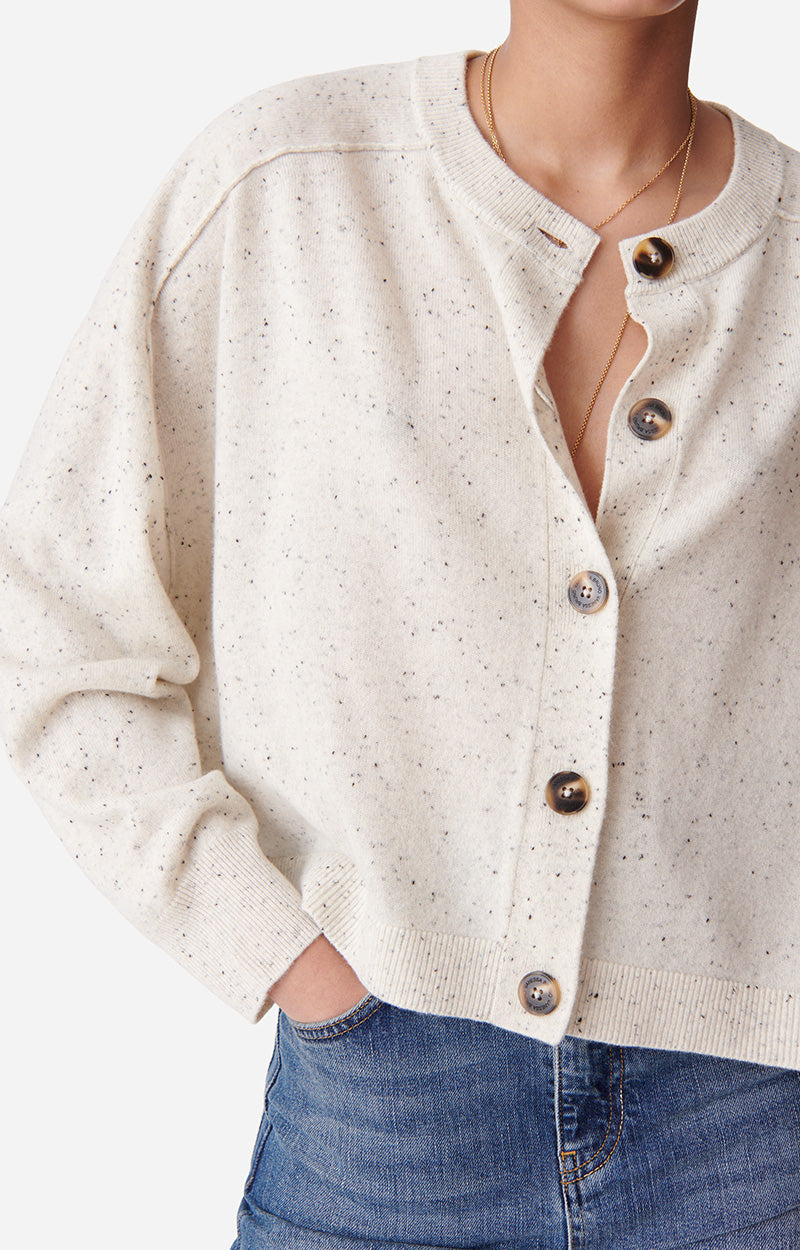 Douve cardigan, Nuage