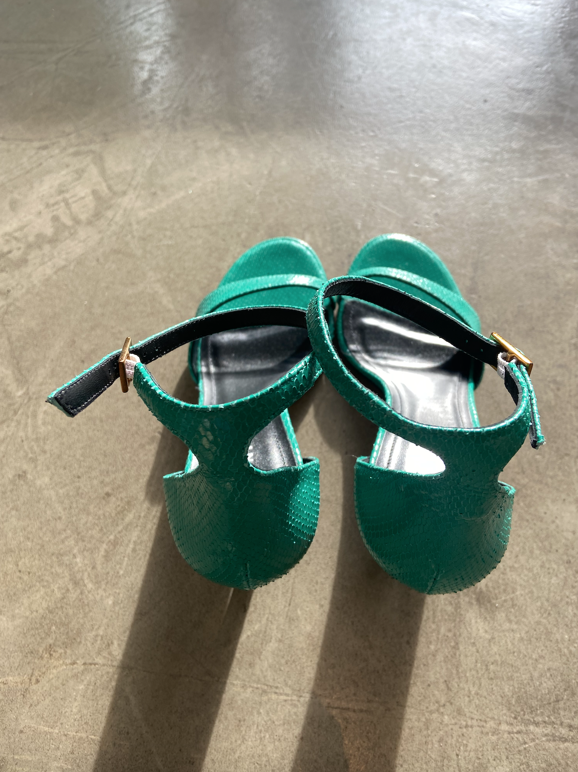 Ailisa sandals