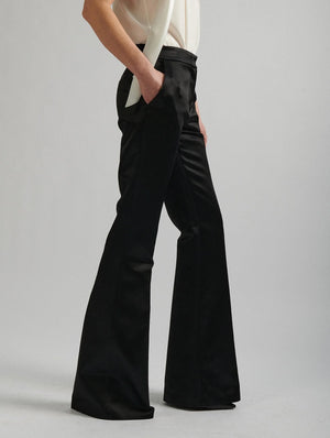 1615 BB black flares