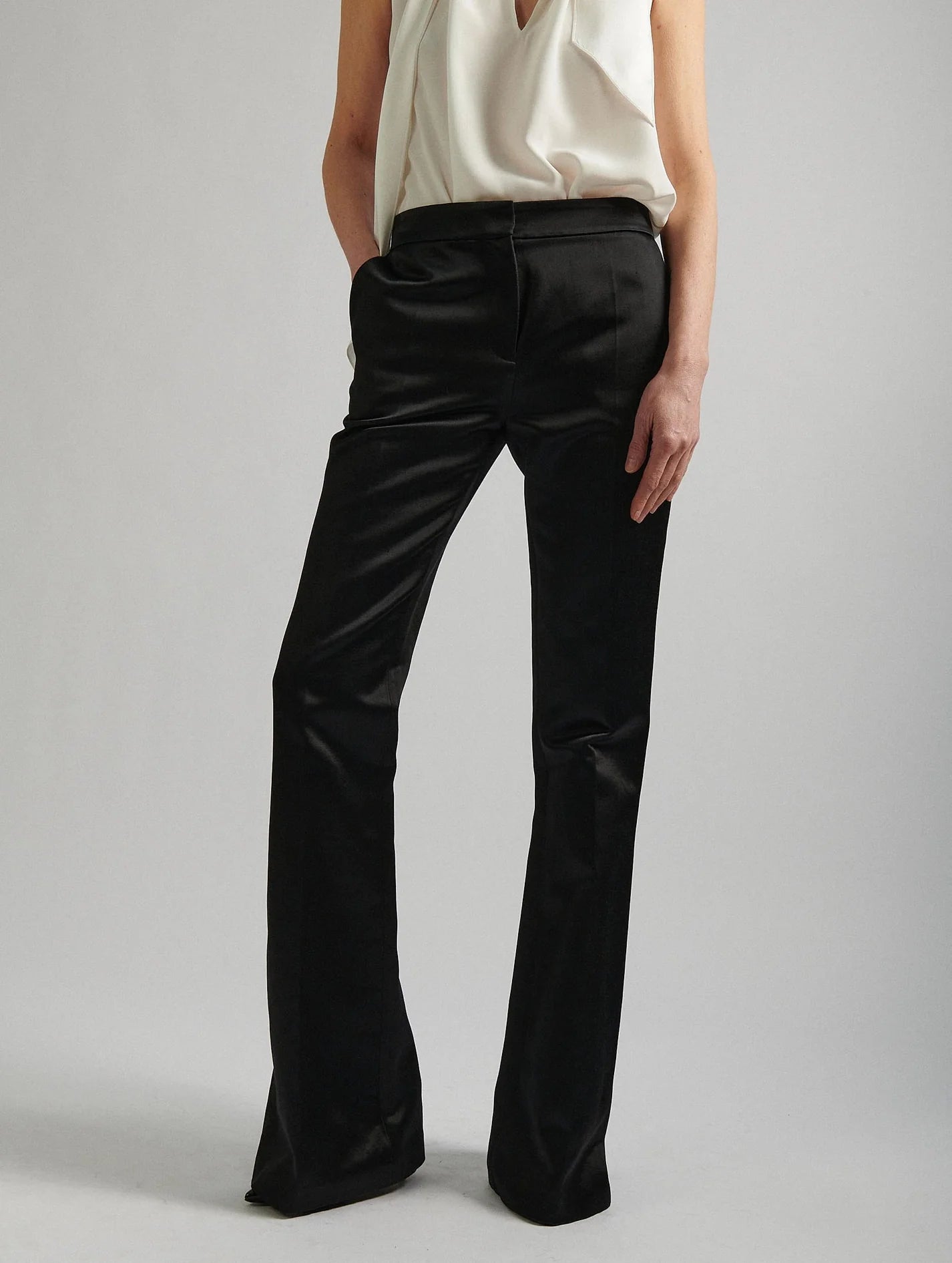 1615 BB black flares
