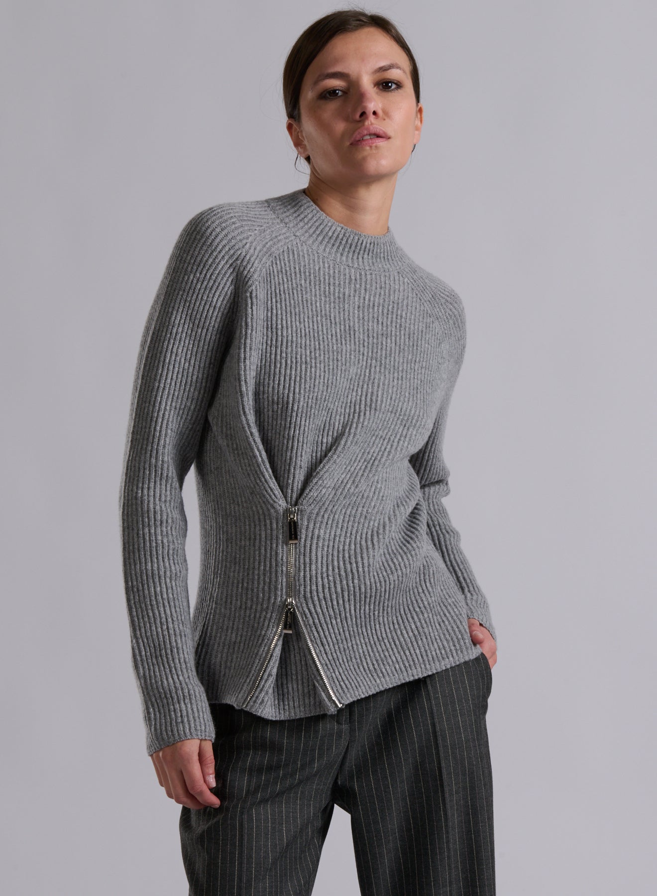 Lambswool knit w zip, Grey
