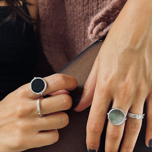 Black Onyx white gold disc ring