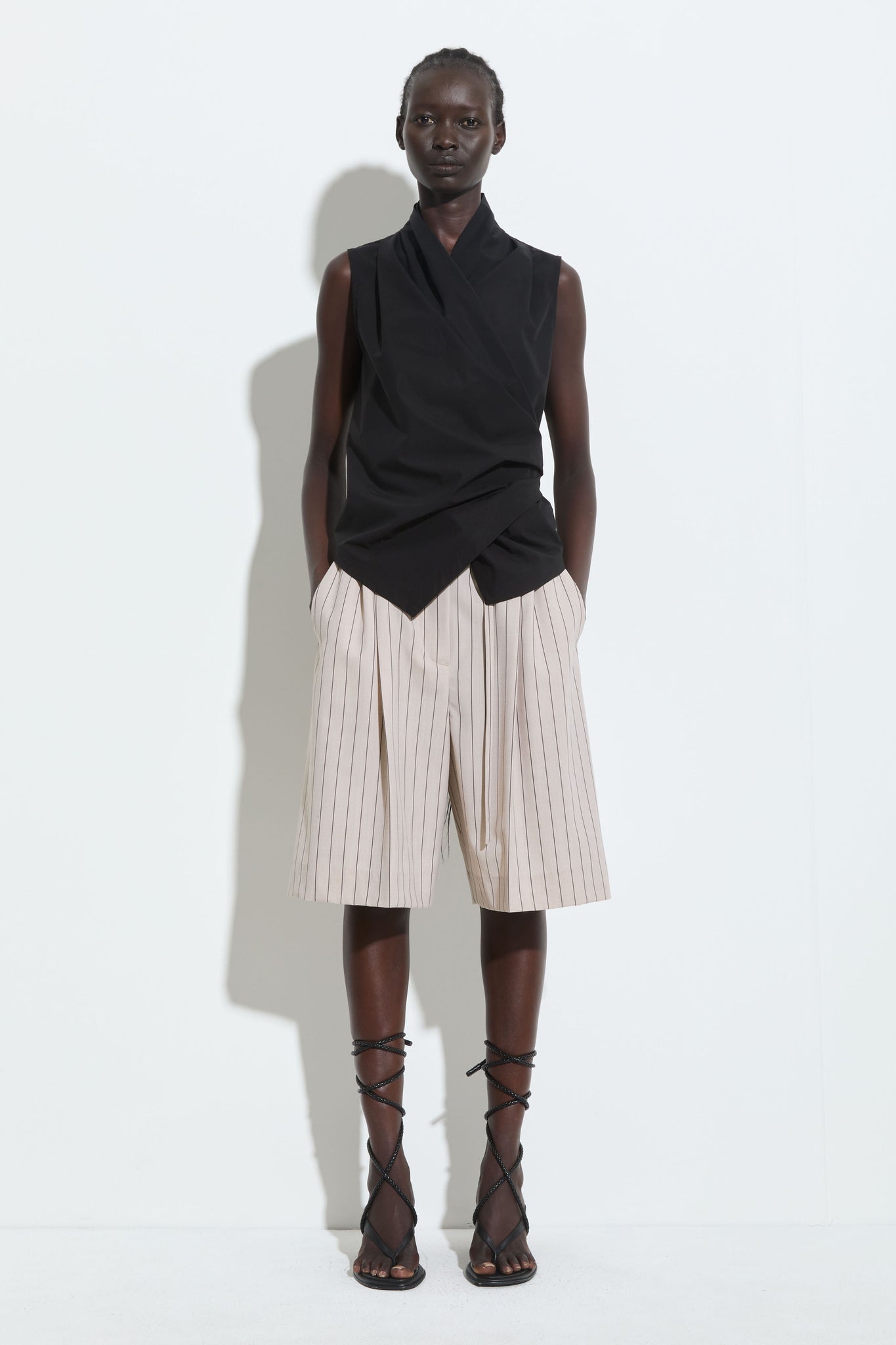 Tilayo drape top, Black