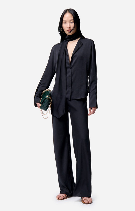 Filipina blouse, Black