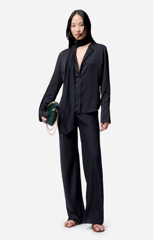 Filipina blouse, Black