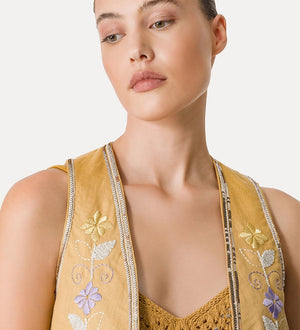 oniric blossom vest, grano