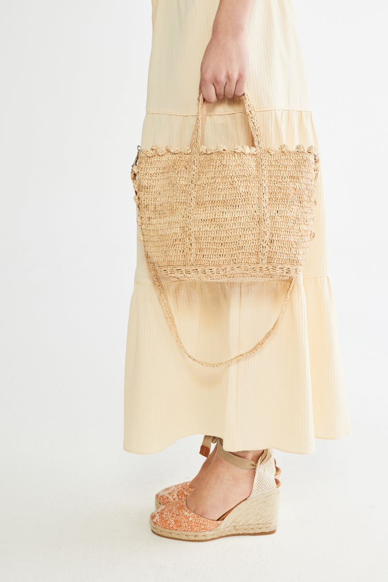 Small raphia cross body bulles