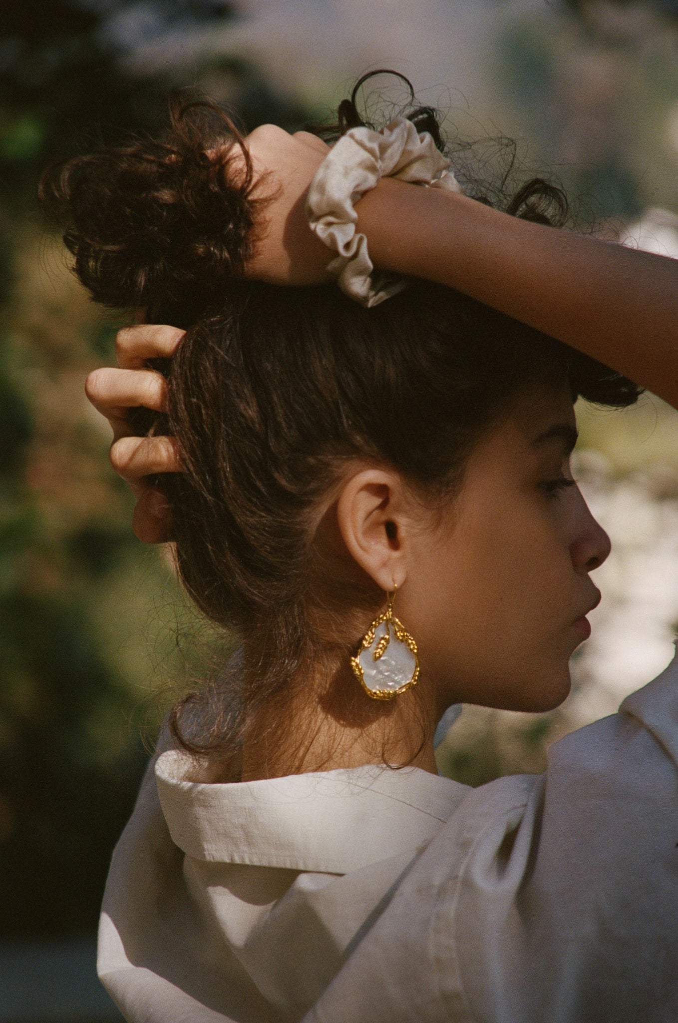 Françoise mother-of-pearl earrings