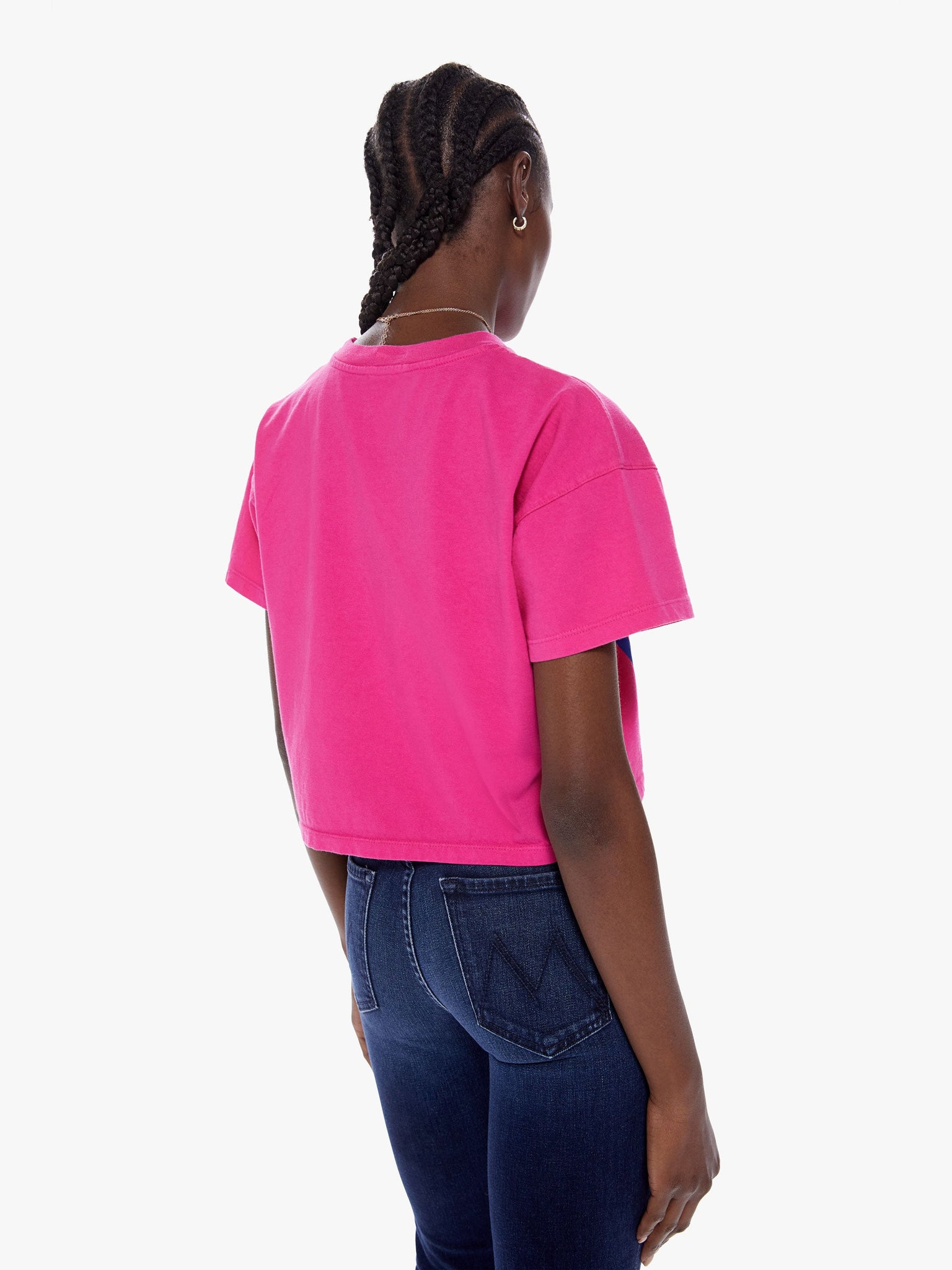 The Grab back crop tee, on the rocks