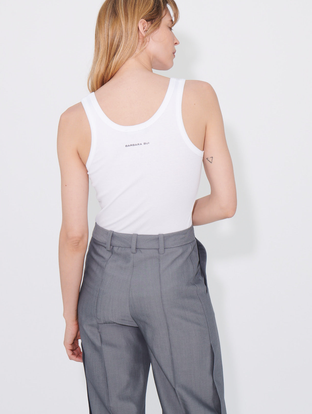 Tank with stud, white