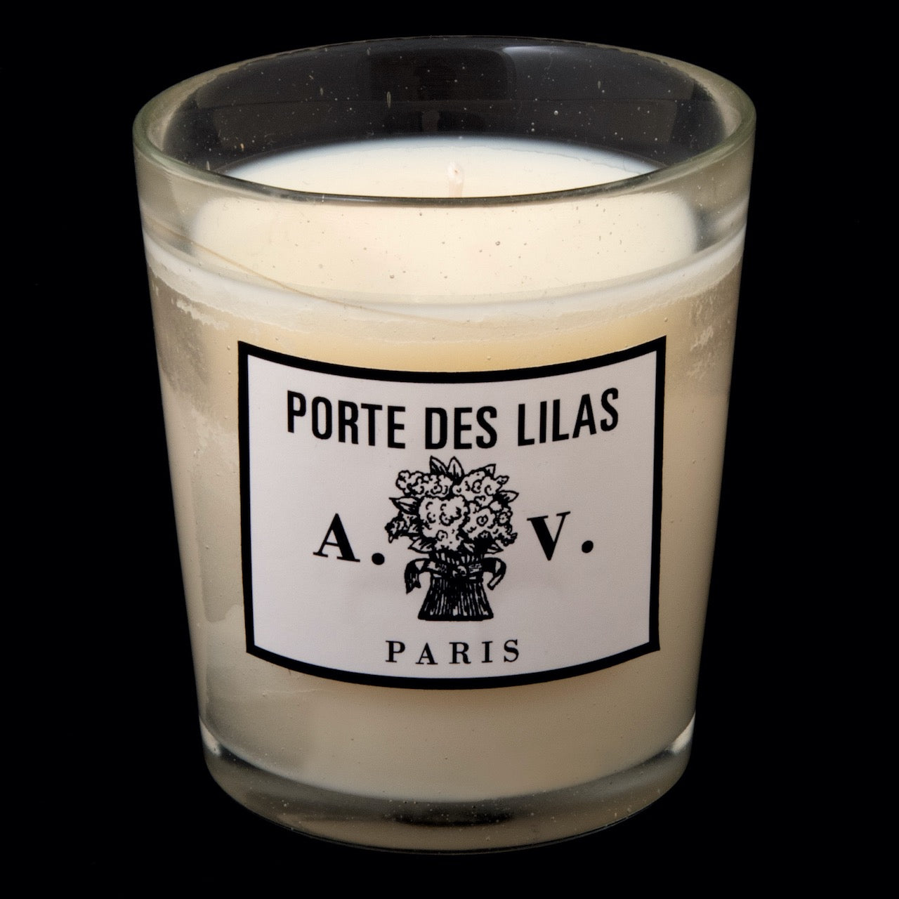 Porte de Lilas scented candle