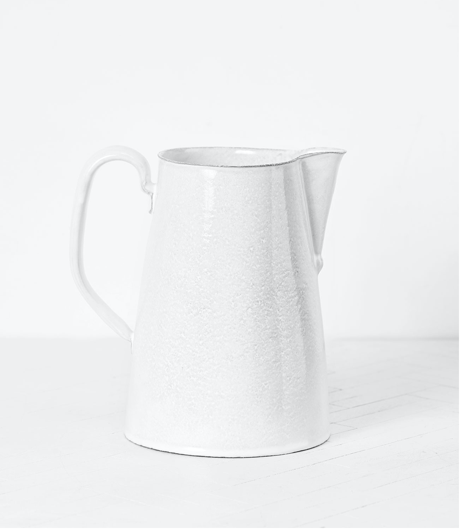 Rose Pitcher grand